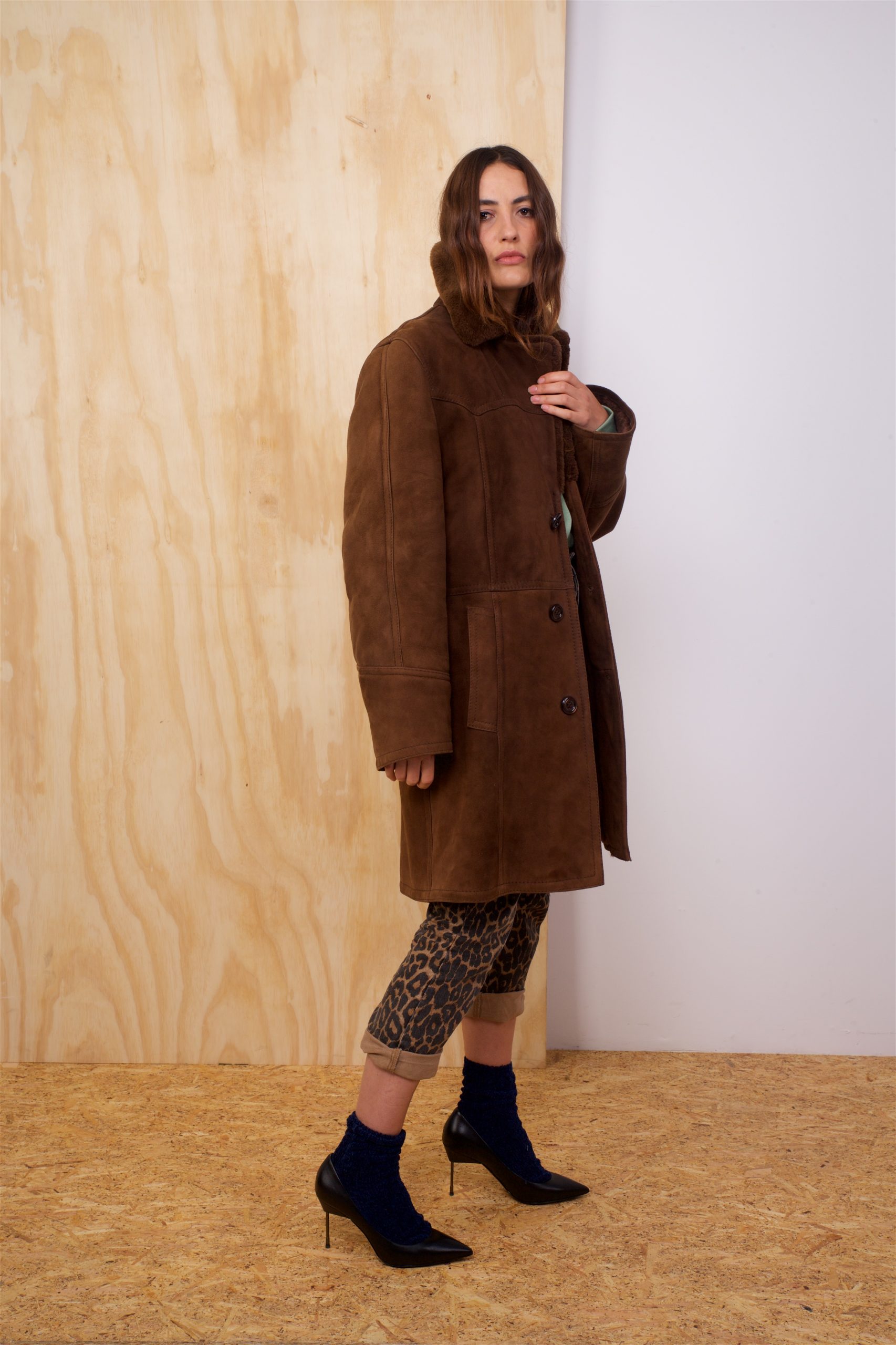 Vintage Sheepskin coat in dark brown | Save the Children Shop